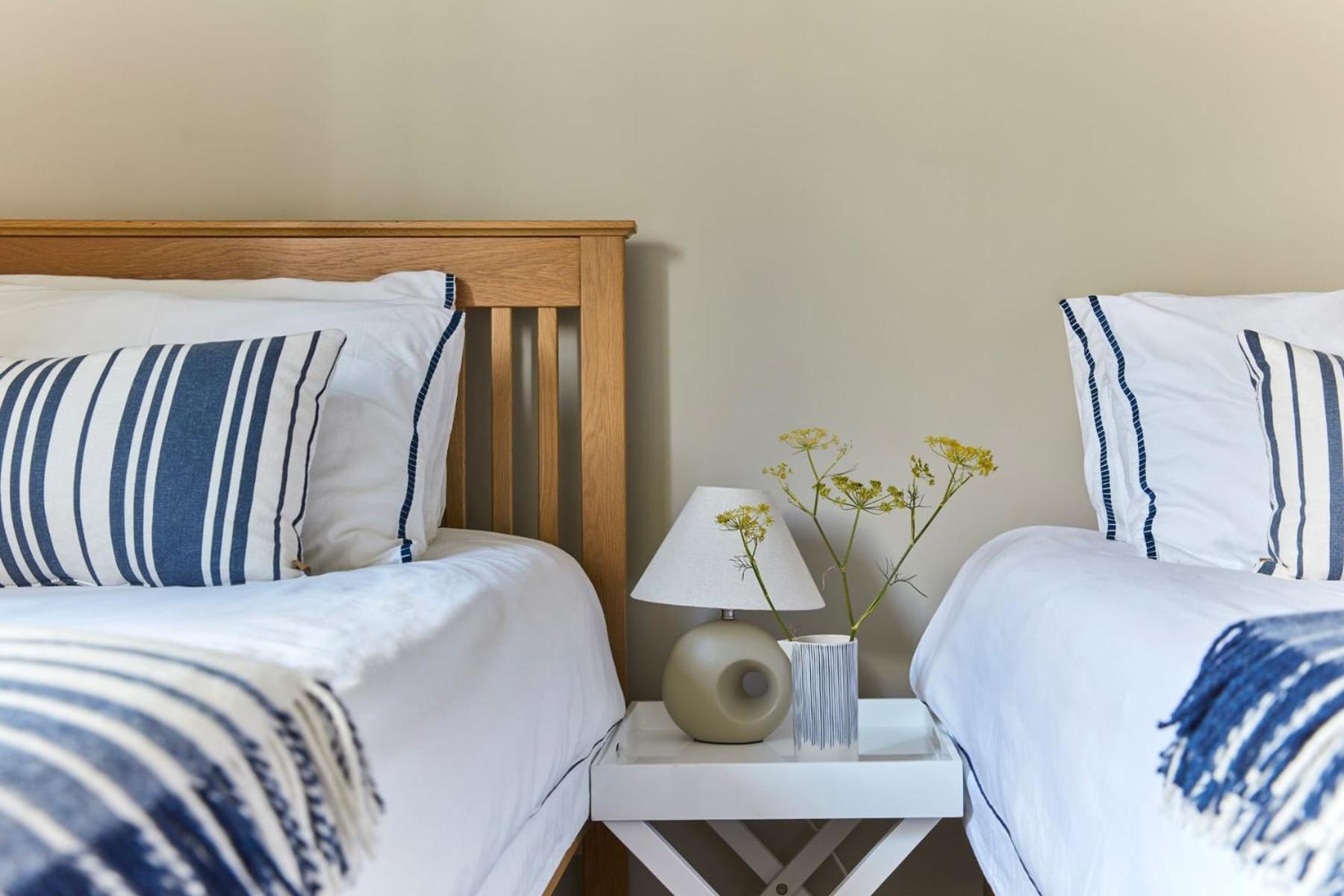 Bosun Cottage - Boutique Retreat On The Beach Deal Exterior foto
